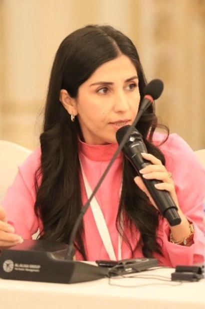 Go to the profile of Hana Raza