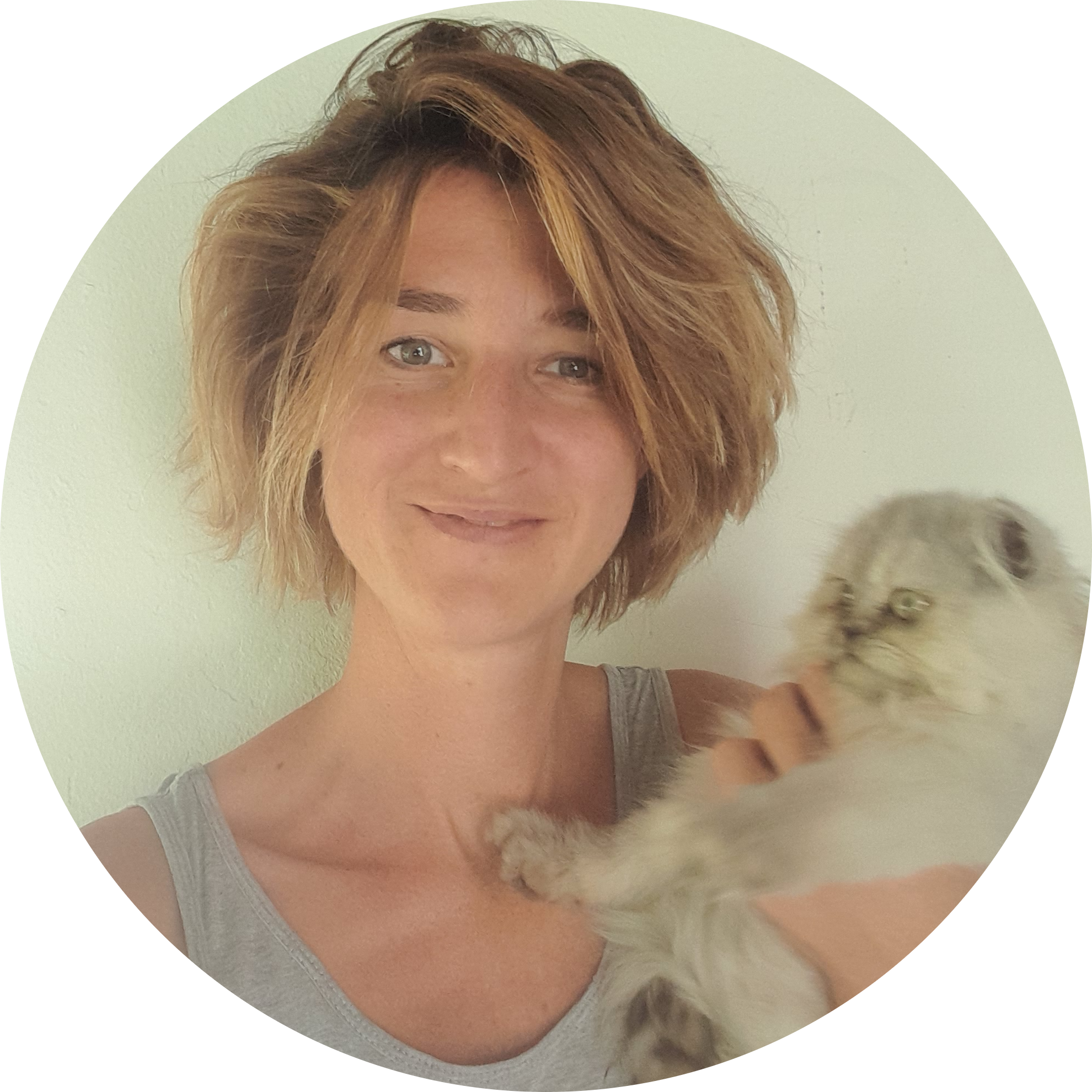 Go to the profile of Géraldine