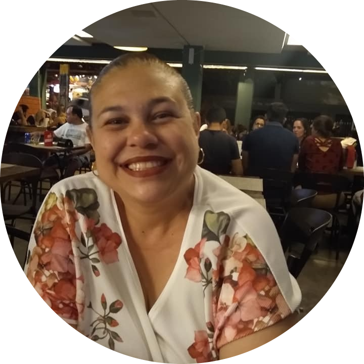 Go to the profile of Fabiana Santos Vilela