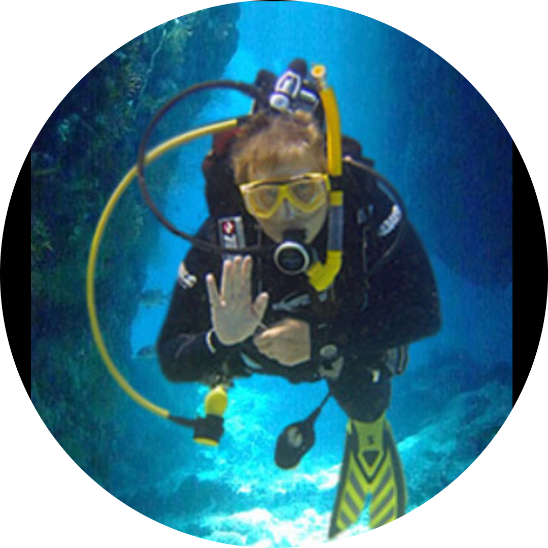 Go to the profile of Gloria Barnett