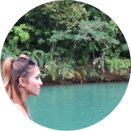 Go to the profile of Jade Hirst