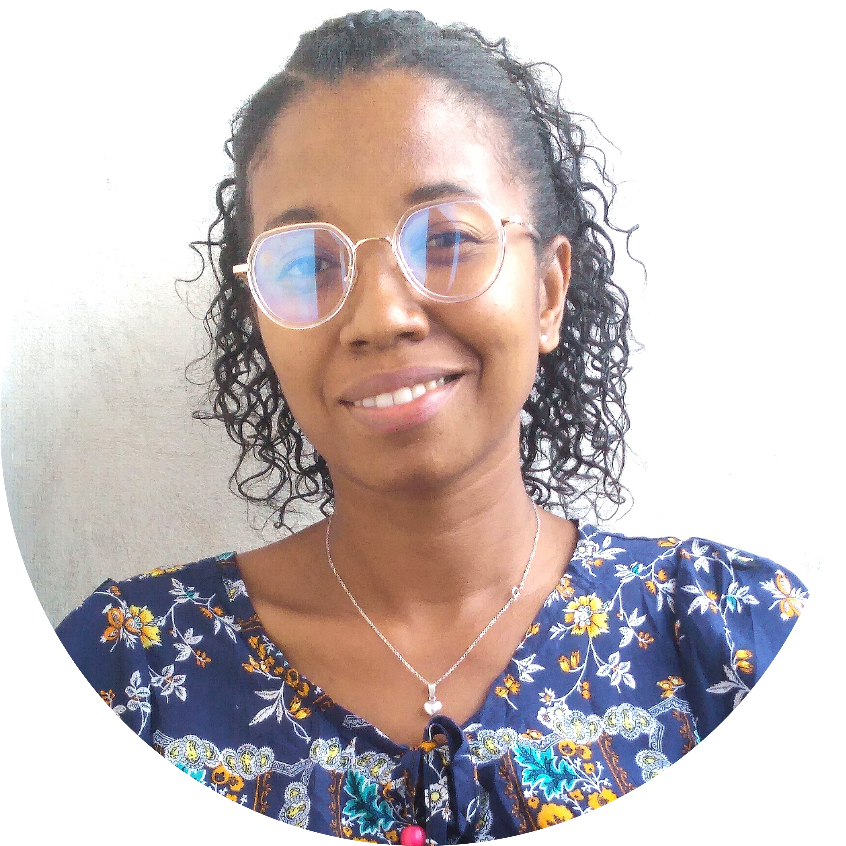 Go to the profile of NAMBININA Andrée