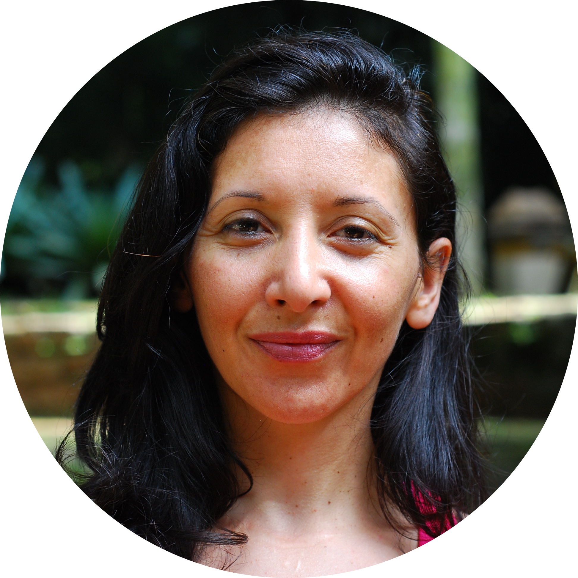 Go to the profile of Victoria  Ruiz del Ferrier