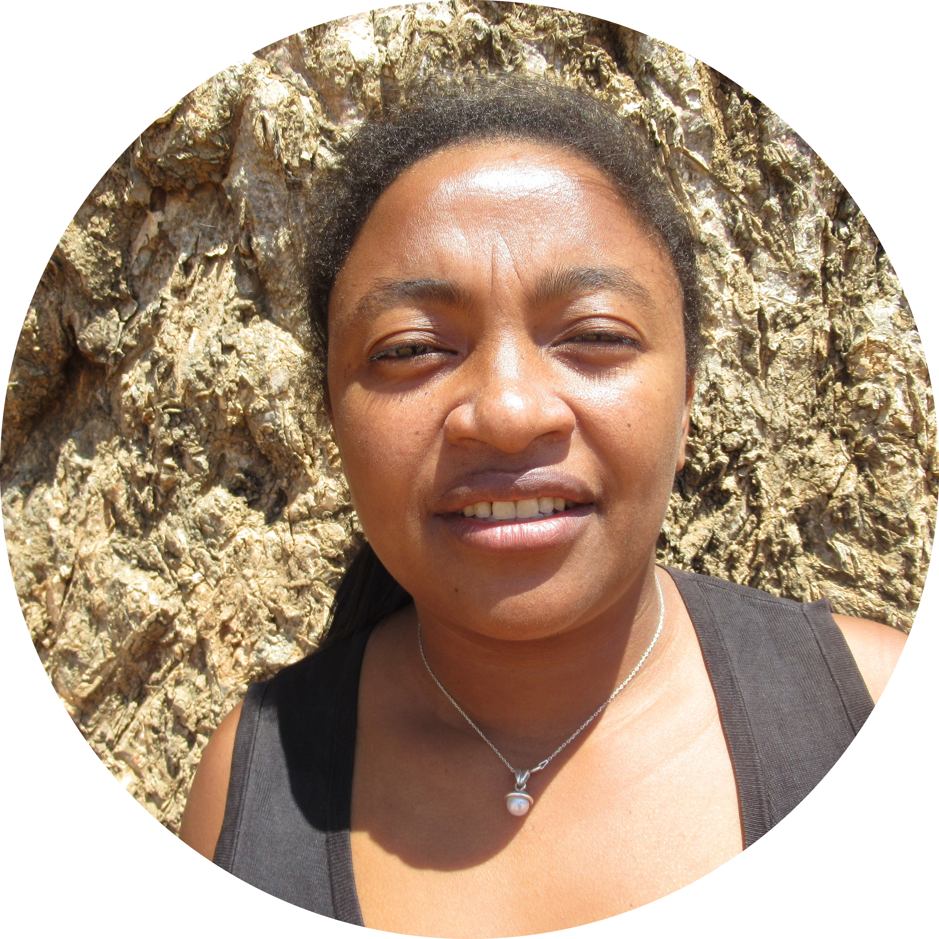 Go to the profile of Onja Razanamaro