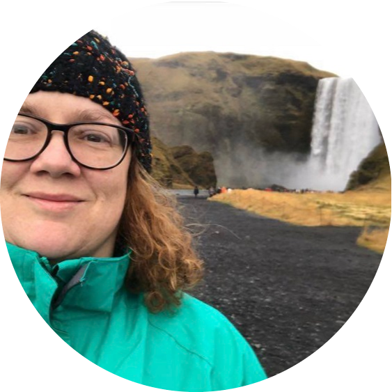 Go to the profile of Flavia