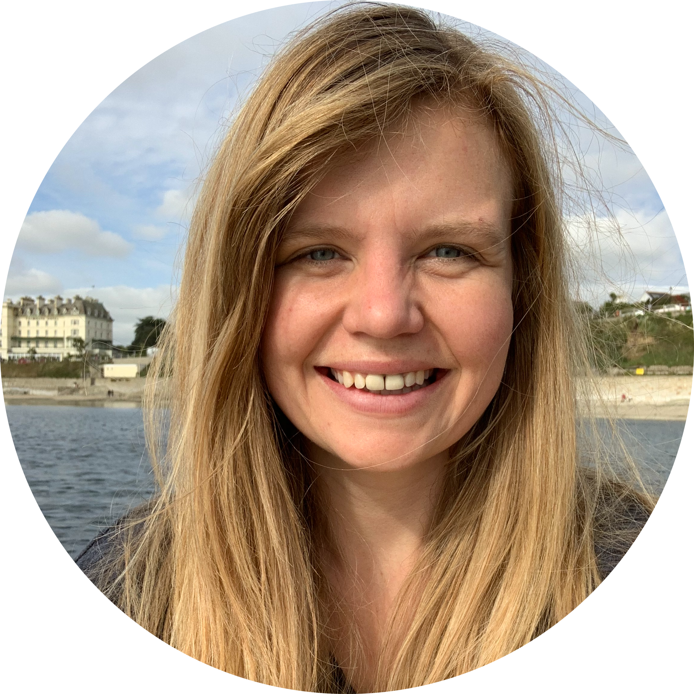 Go to the profile of Louise Hobin